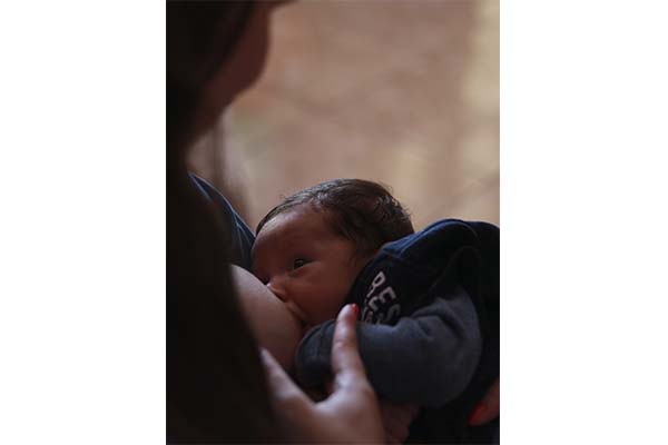 Secretaría de Salud del Estado de Hidalgo on X: La leche materna es un  regalo para toda la vida. #SemanaMundialDeLactanciaMaterna2019MEX  #2019Hagamosposiblelalactancia Reglas de amor en la familia: regalar  abrazos y apoyar a